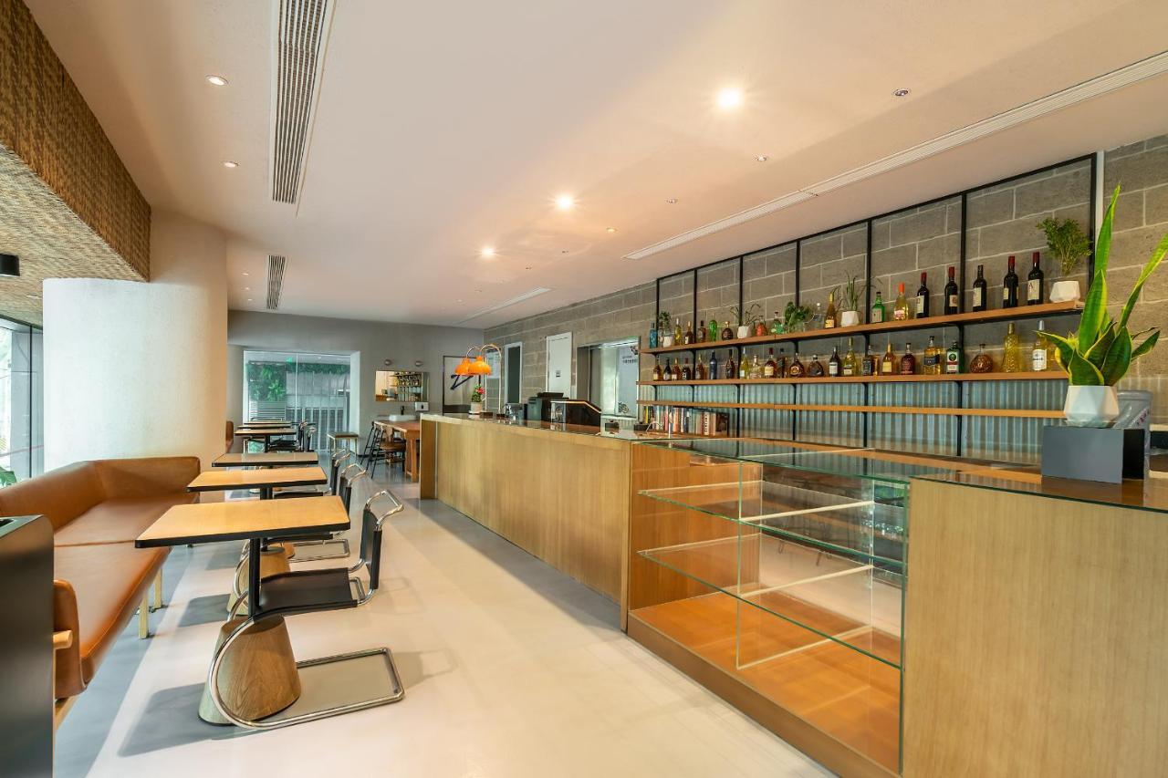 Atour X Huaihai Middle Road Hotel